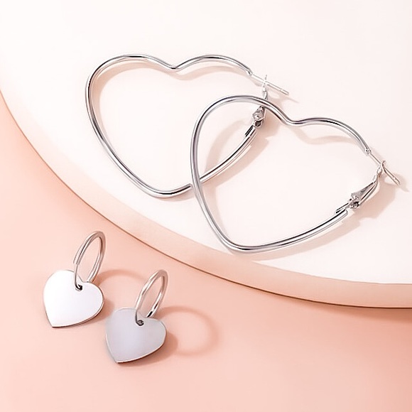 🔵𝟲𝟱%𝗢𝗙𝗙 𝗯𝘂𝗻𝗱𝗹𝗲𝘀 𝟯+🔵 NEW 4 Silver Heart Hoop Charm Earrings Set - Picture 6 of 8